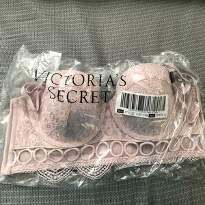 Victoria’s Secret bra